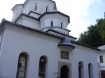 La Manastirea Tismana 05